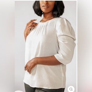 KERI FLOWY BLOUSE- CHAMPAGNE